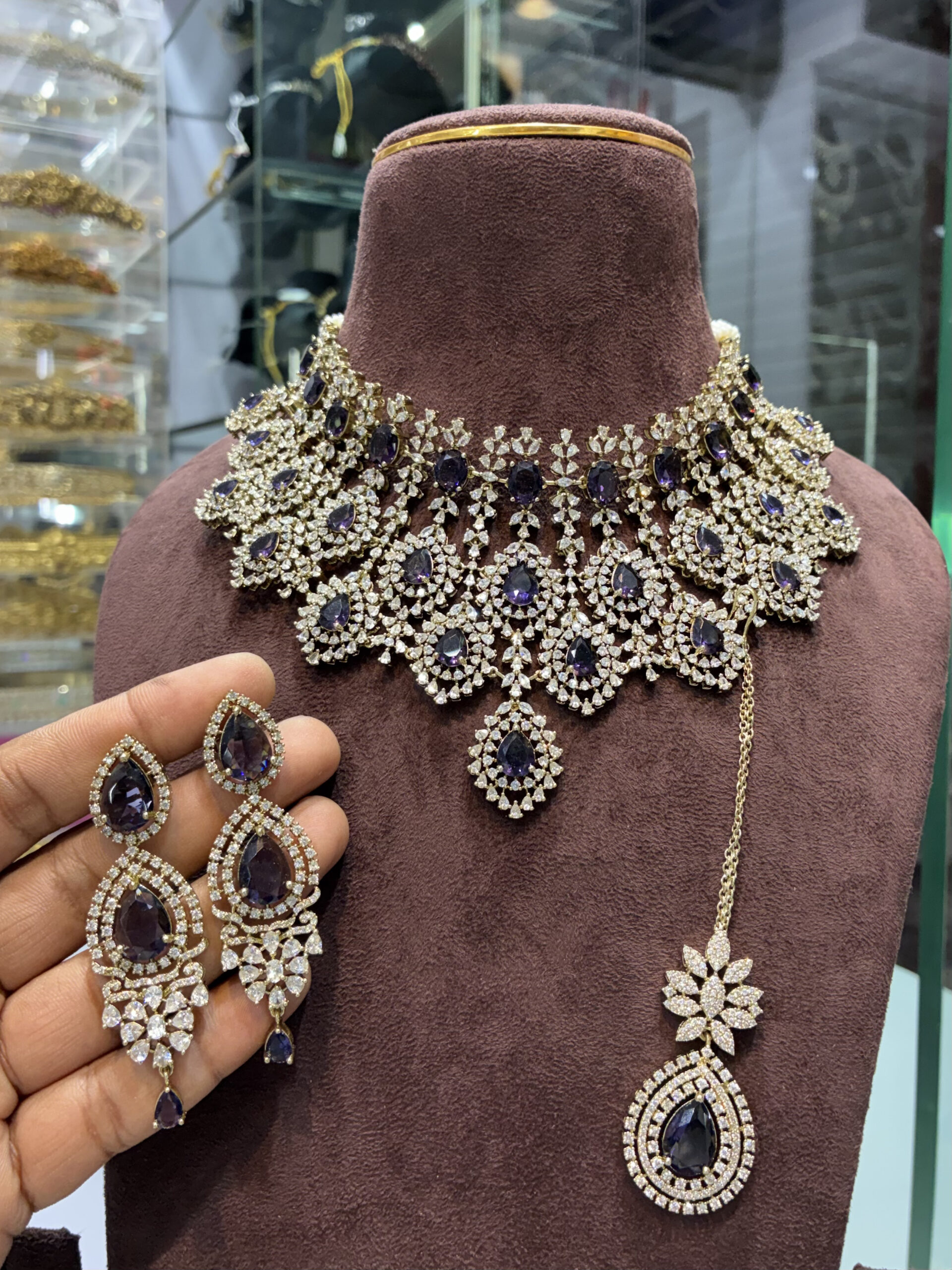 Victorian choker